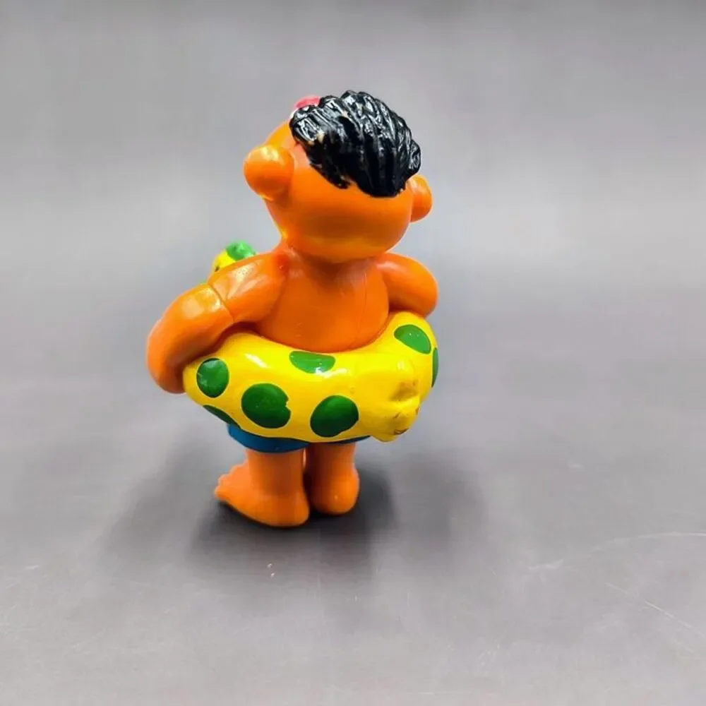 Vintage Sesame Street Beach PVC Figure Lot - Cookie Monster, Bert, Ernie, Elmo